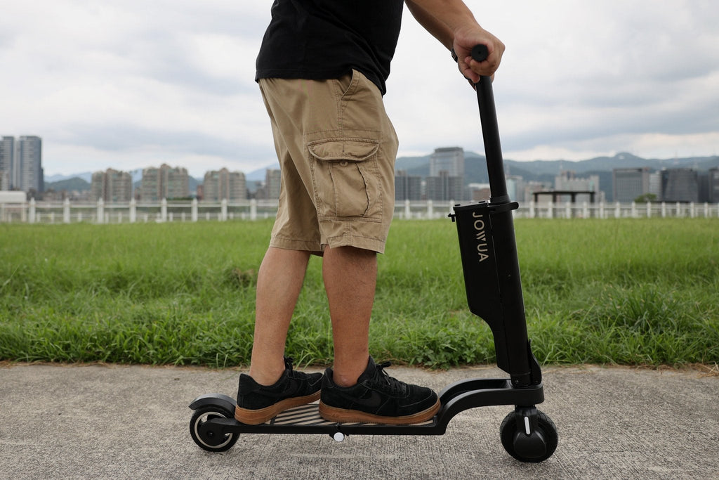 Faltbarer E-Scooter mit großer Reichweite JOWUA für Tesla S3XY